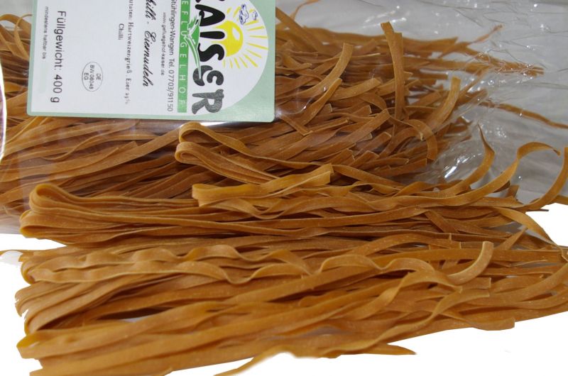 Hausmacher Eiernudeln Chilli, 400gr. Hausmacher Eiernudeln Chilli, 400gr.