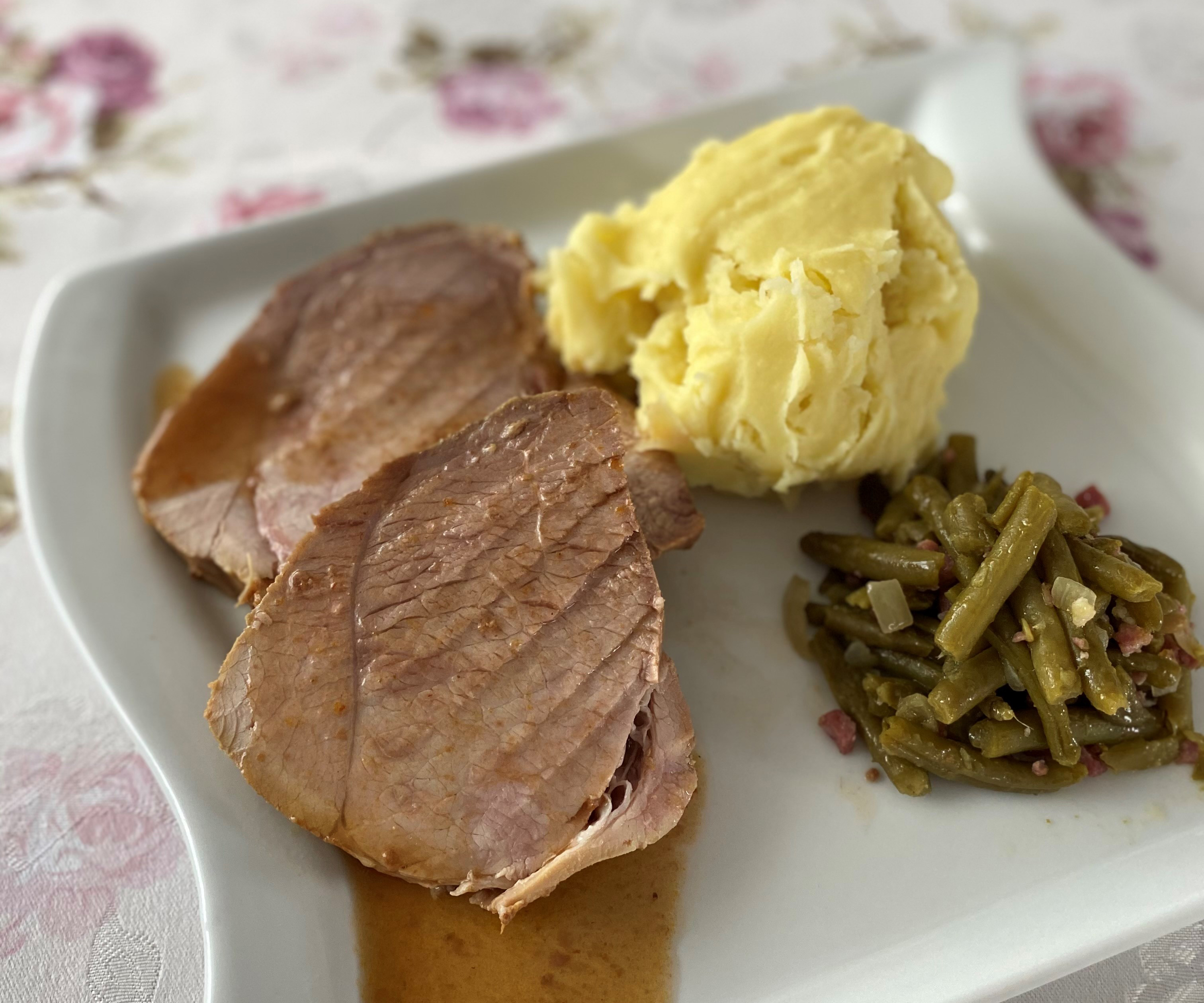 Burgunderbraten mit Soße Burgunderbraten mit Soße
