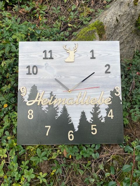 Schwarzwald Clock "Iris" Schwarzwald Clock "Iris"